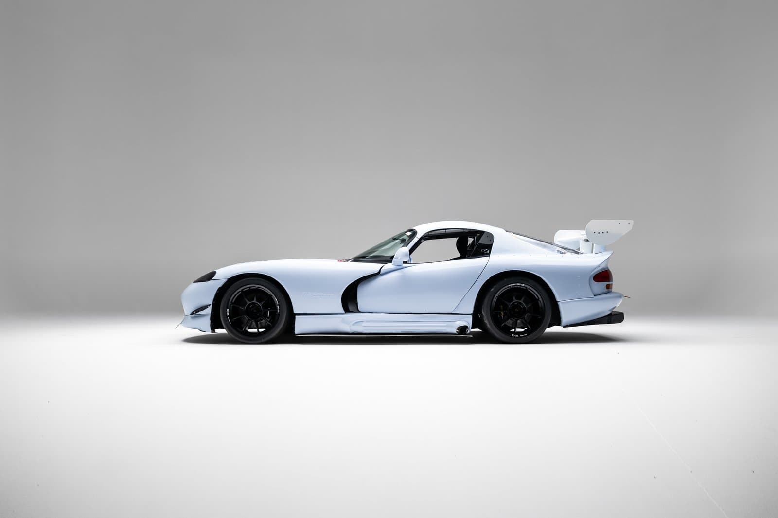Now Live on Bring a Trailer: 1998 Dodge Viper GTS Track Car
